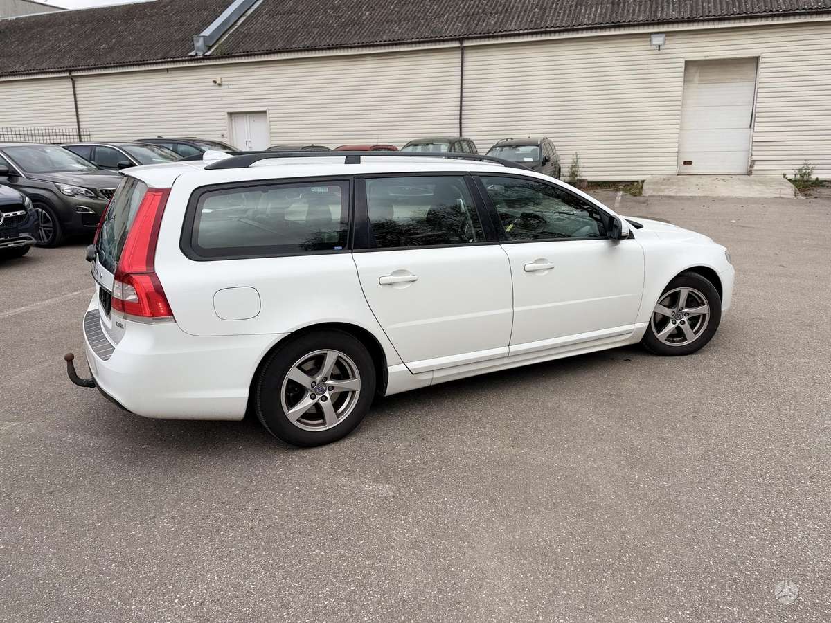 Volvo V70 2014 — photo 5
