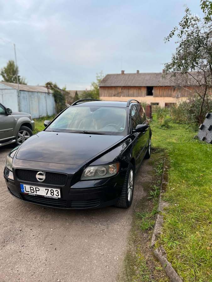 Volvo V50 2005 — photo 6
