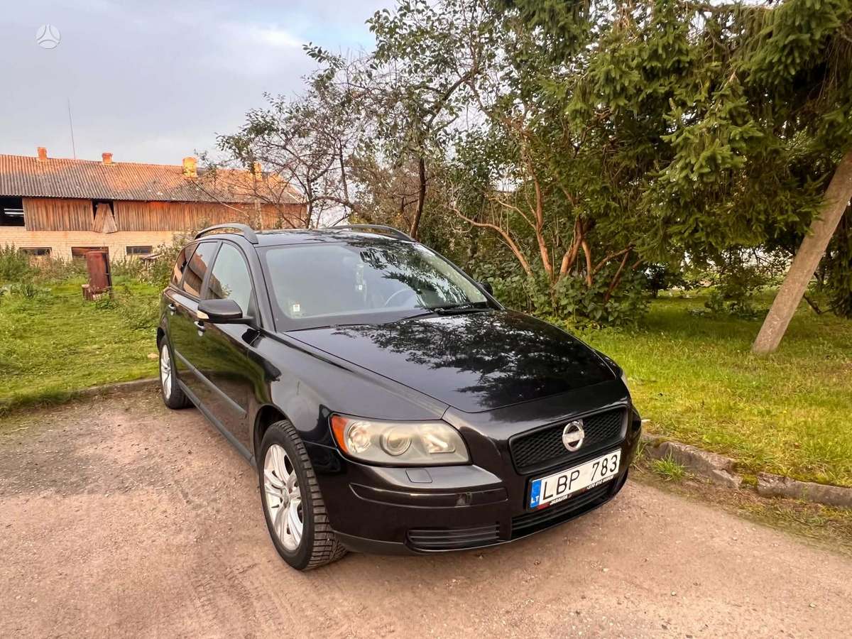 Volvo V50 2005 — photo 7