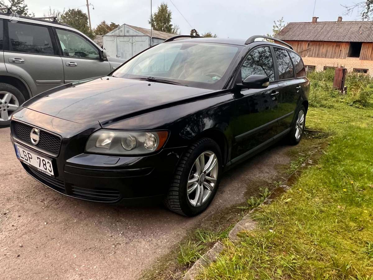 Volvo V50 2005 — photo 8