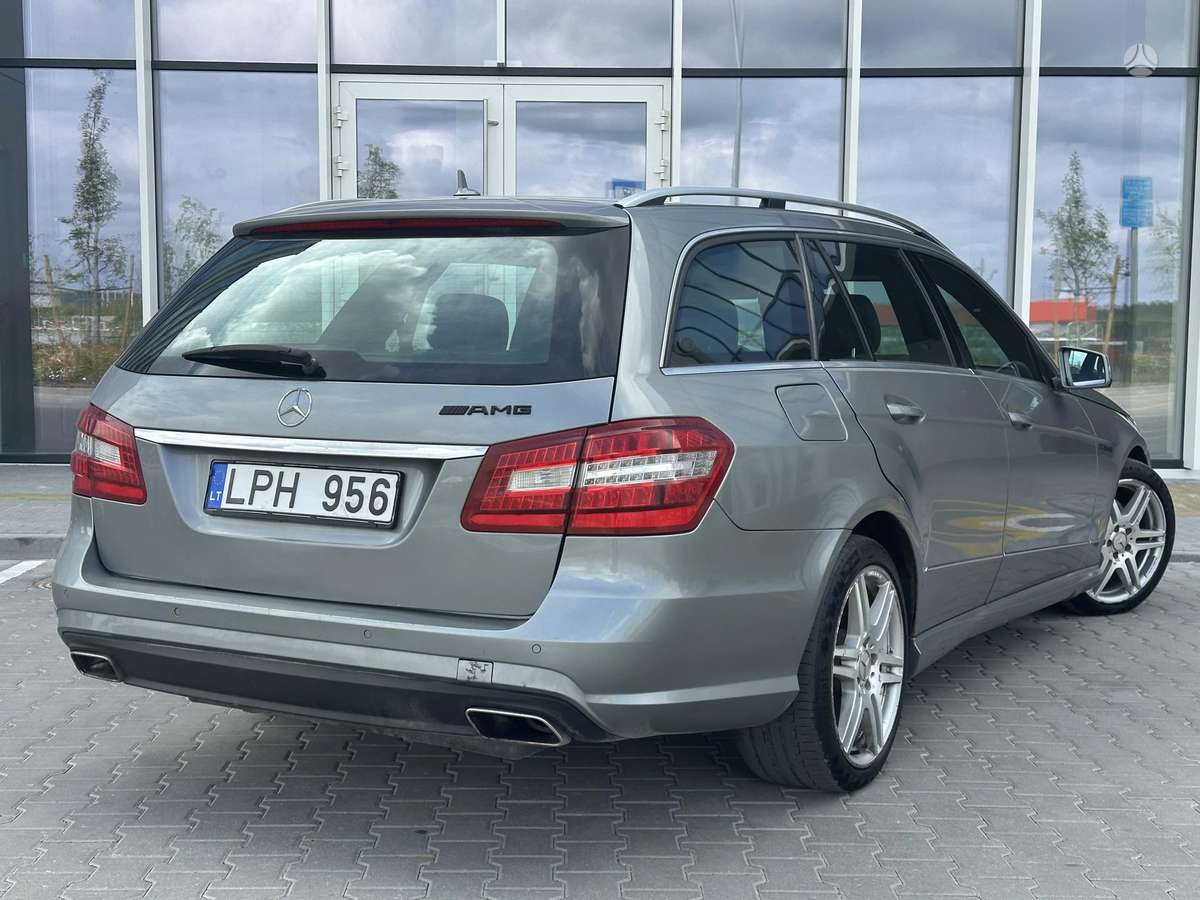Mercedes-Benz E250 2010 — engine 2143 cm³, 204 HP (150kW)