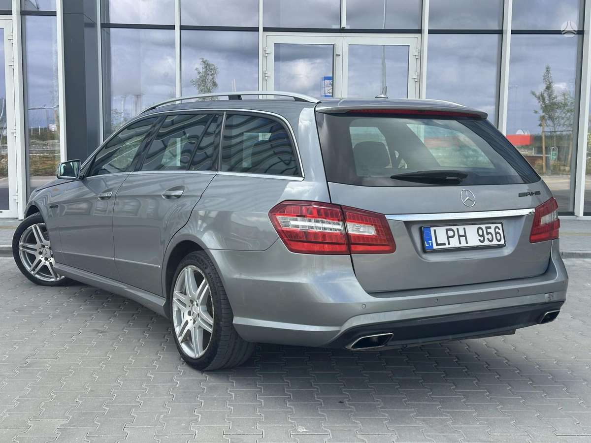Mercedes-Benz E250 2010 — photo 6