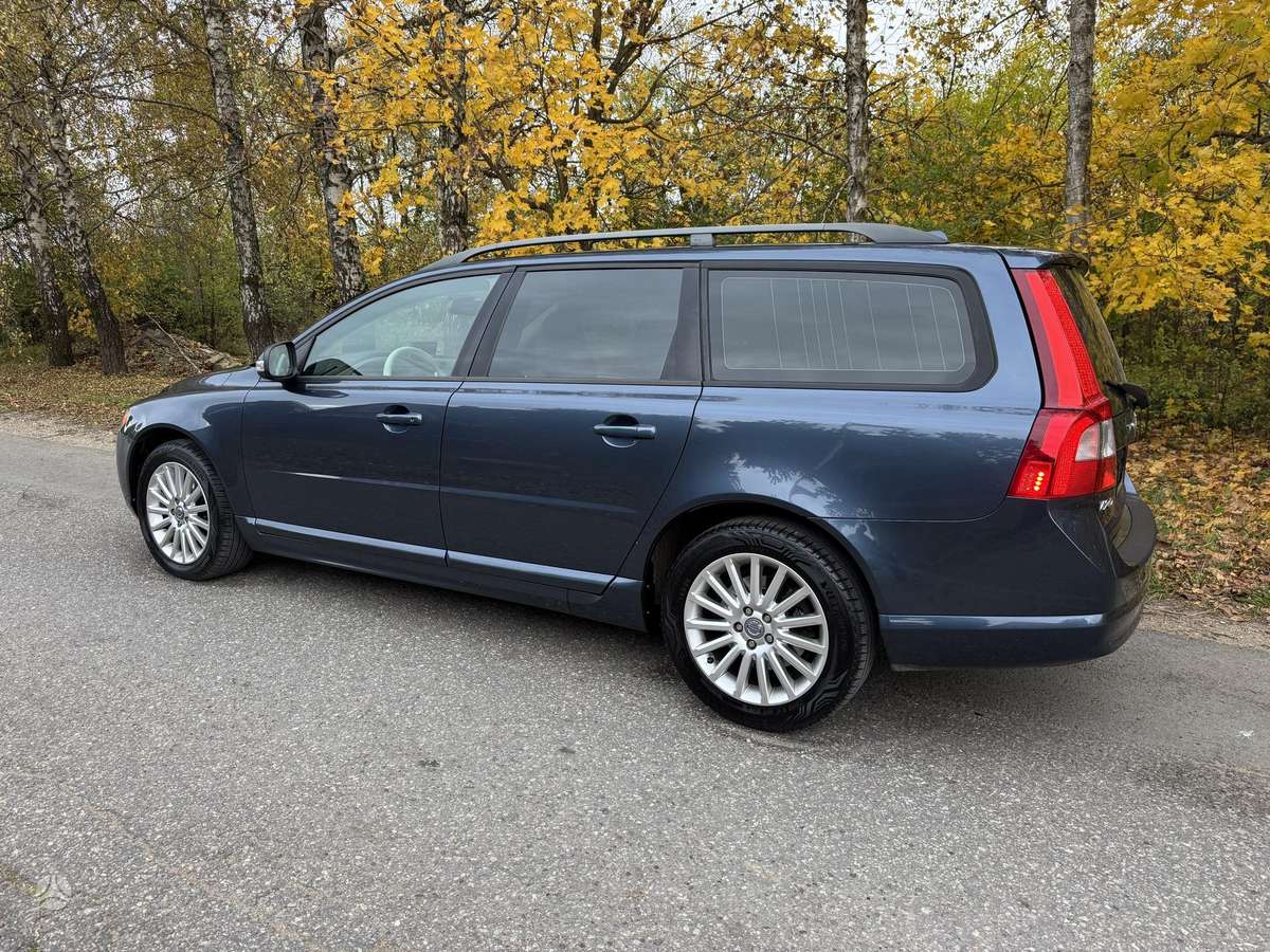 Volvo V70 2008 — photo 6