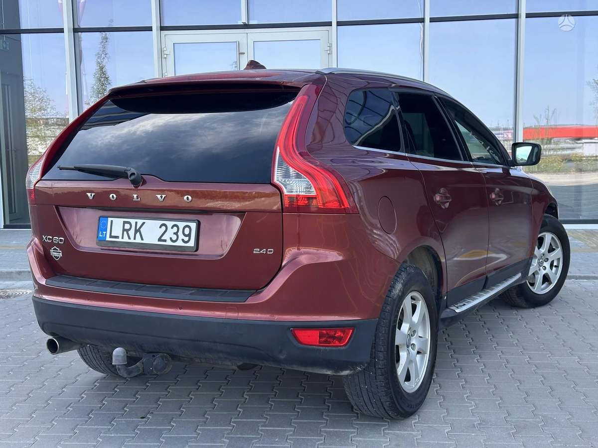 Volvo XC60 2010 — photo 6