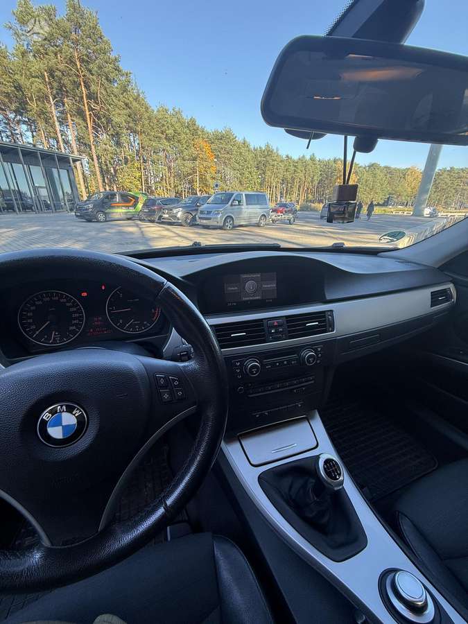 BMW 320 2007 — photo 11