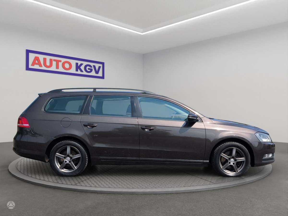Volkswagen Passat 2012 — photo 6