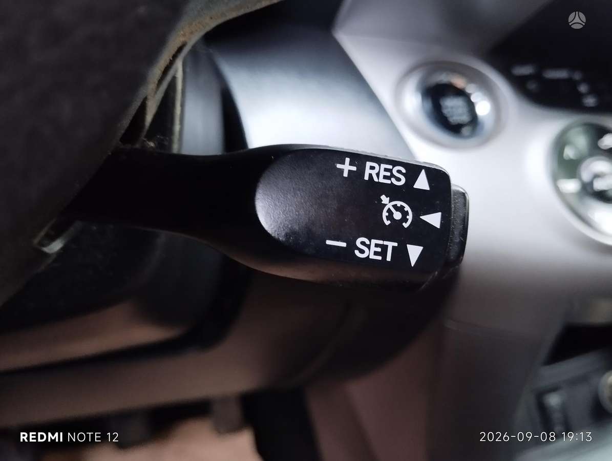 Toyota RAV4 2007 — фото 12