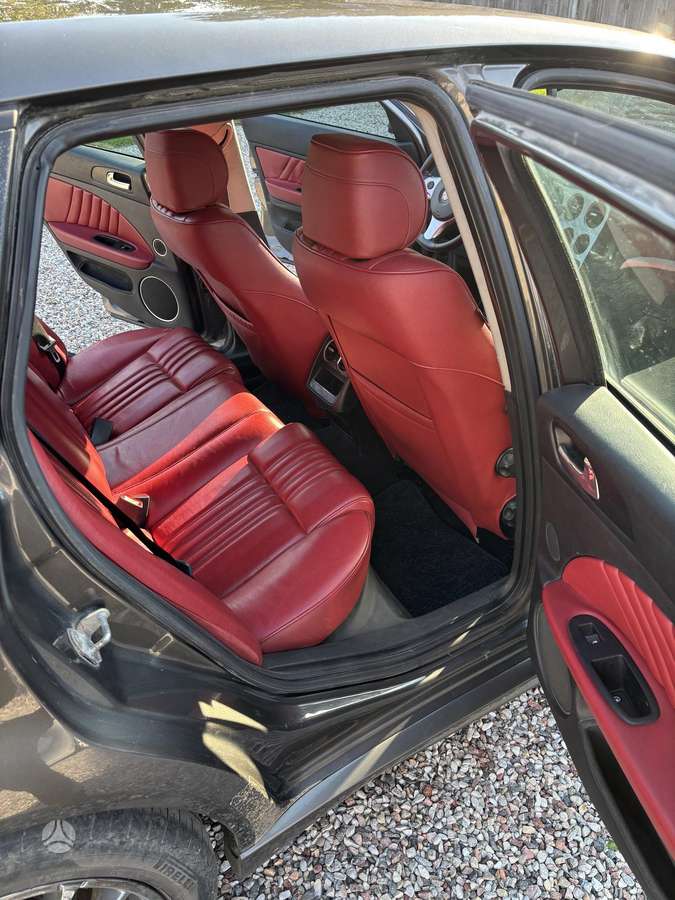 Alfa Romeo 2006 — photo 10