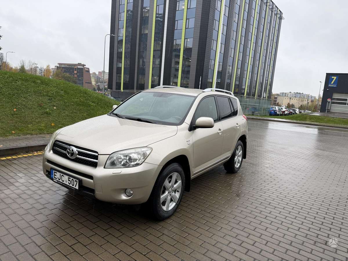 Toyota RAV4 2009 — photo 11