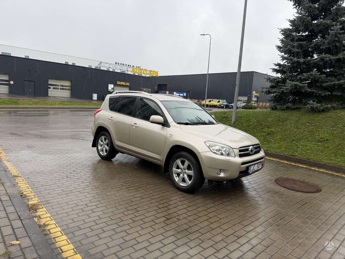 Toyota RAV4 2009 — photo 12