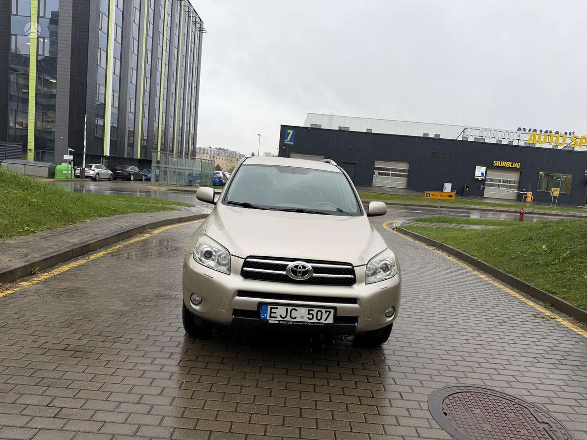 Toyota RAV4 2009 — photo 9