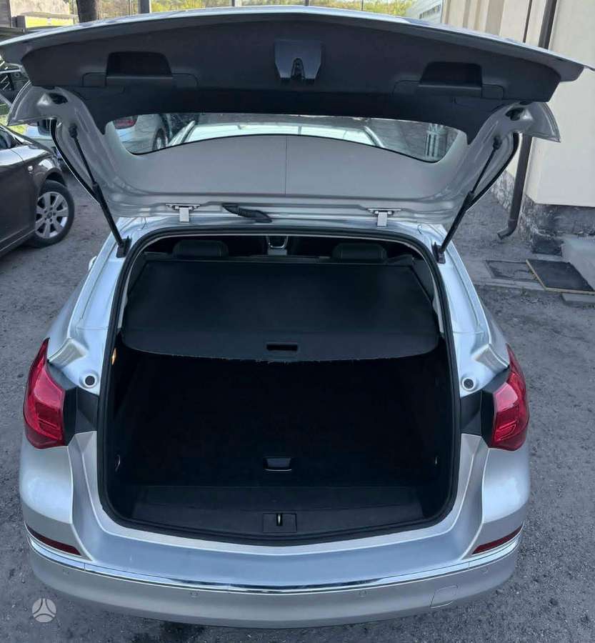 Opel Astra 2013 — photo 7