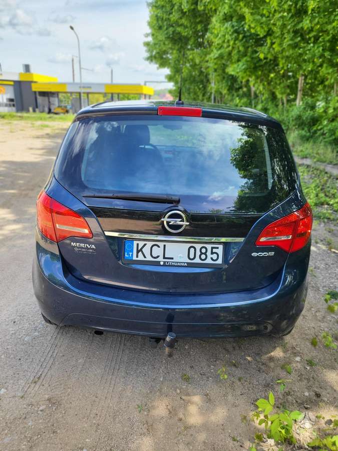 Opel Meriva 2012 — engine 1248 cm³, 95 HP (70kW)
