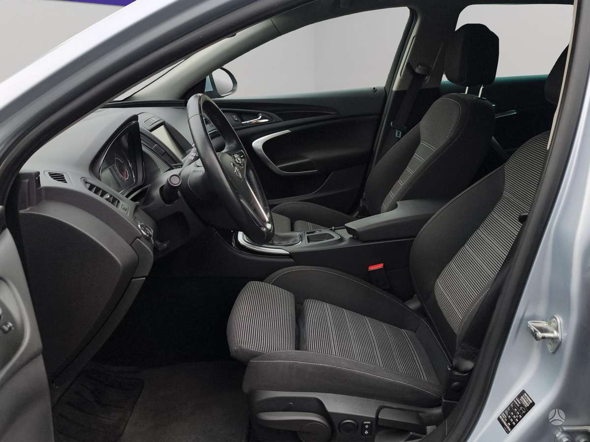 Opel Insignia 2014 — photo 14