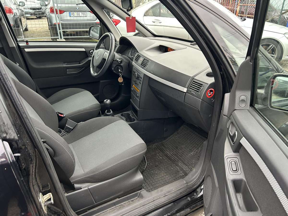 Opel Meriva 2009 — photo 11