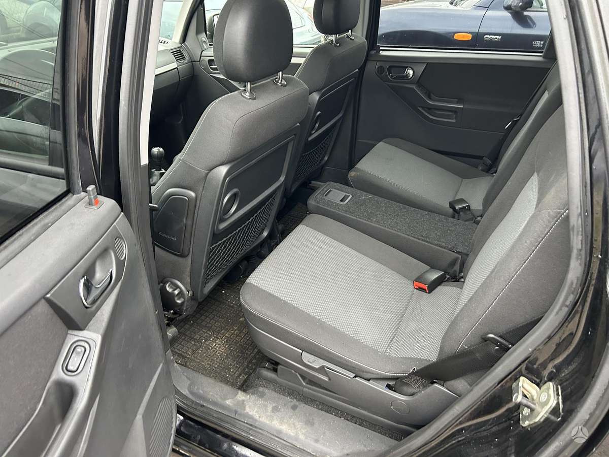 Opel Meriva 2009 — photo 12