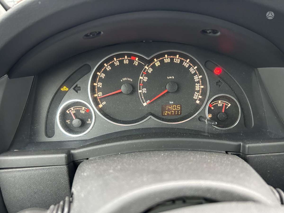 Opel Meriva 2009 — photo 16