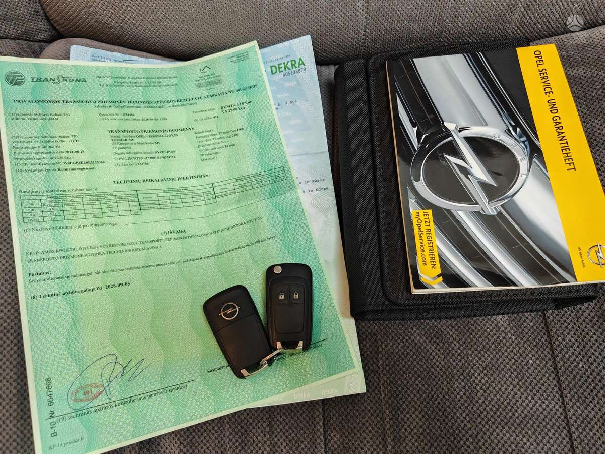 Opel Insignia 2014 — photo 38