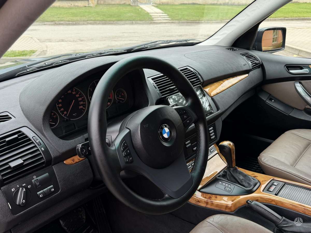 BMW X5 2005 — photo 24