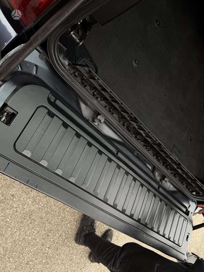 BMW X5 2005 — photo 29