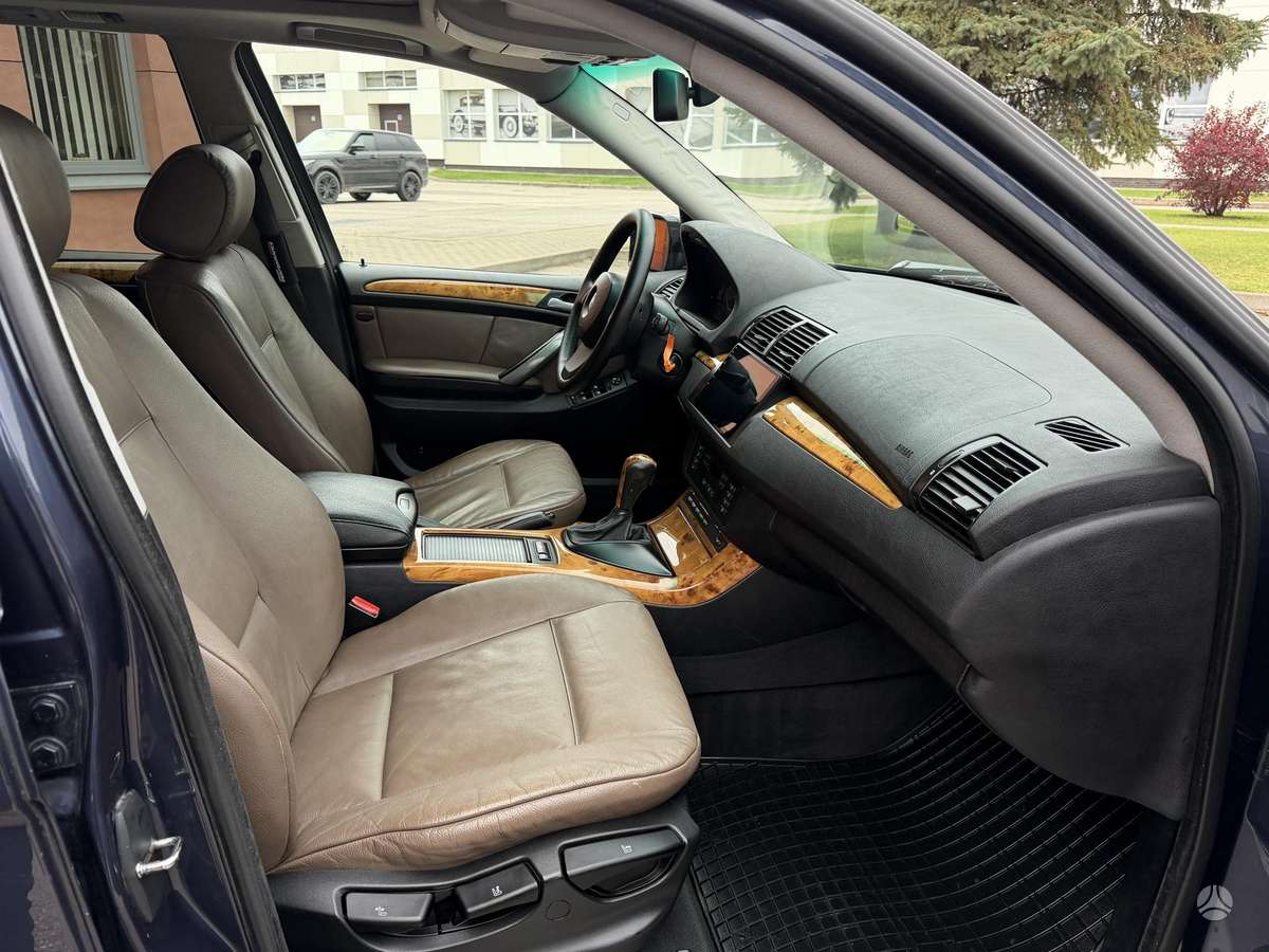 BMW X5 2005 — photo 32
