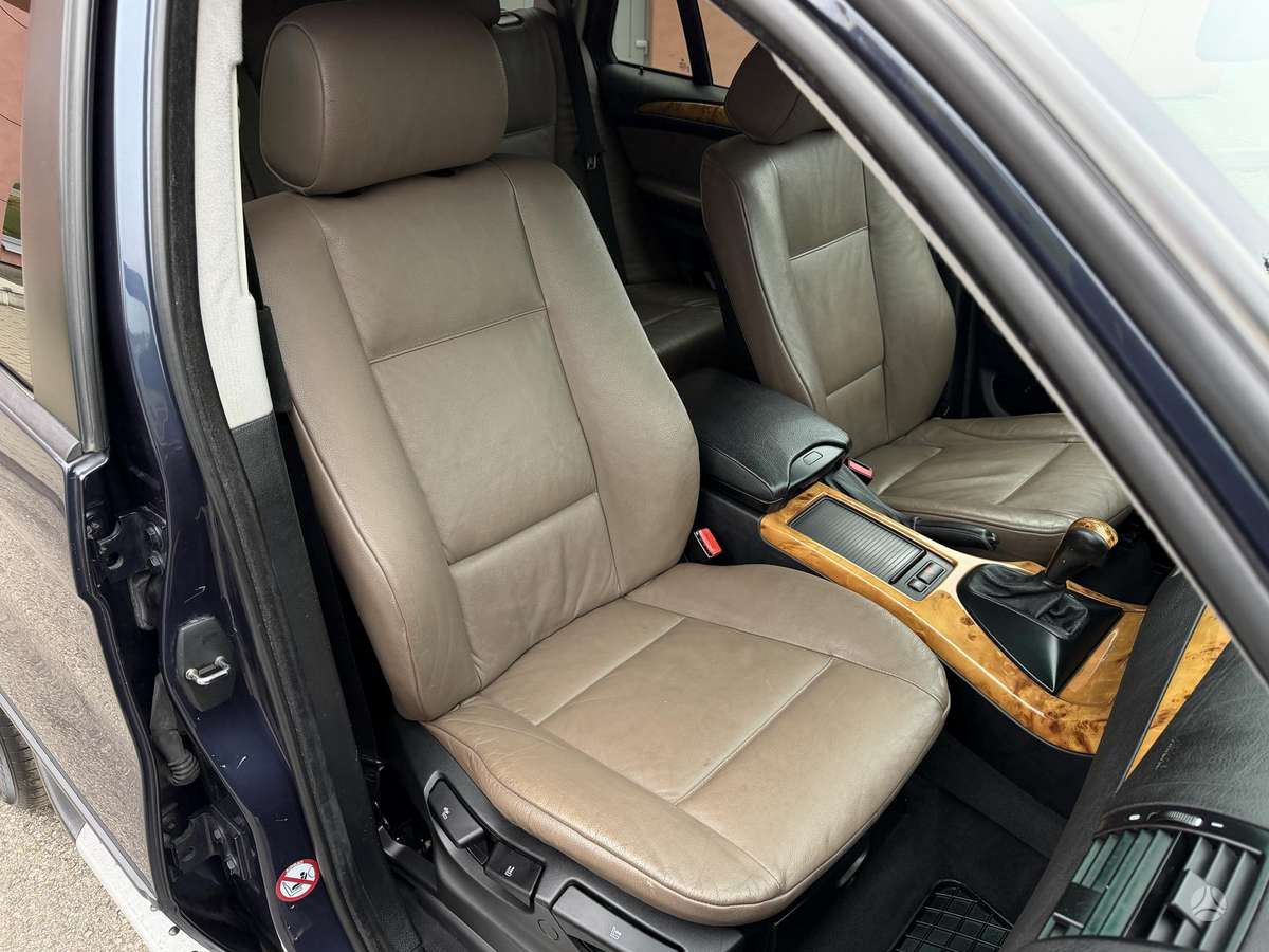 BMW X5 2005 — photo 33