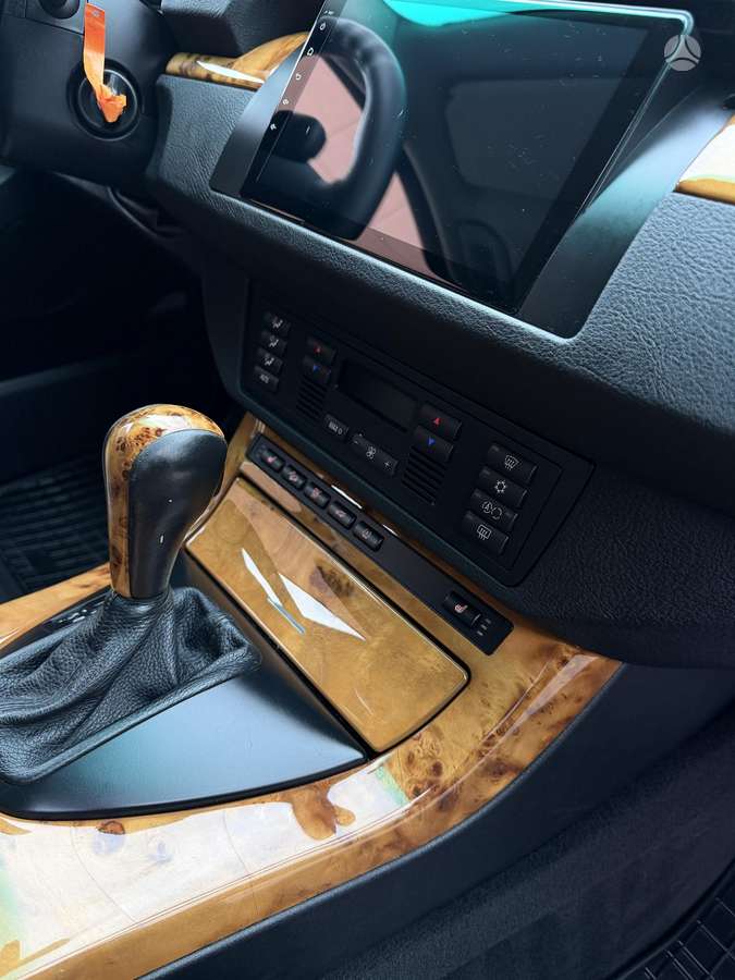 BMW X5 2005 — photo 35