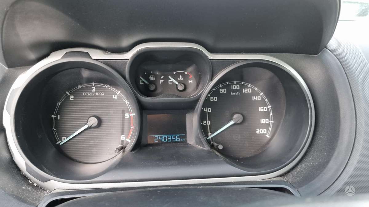 Ford Ranger 2014 — photo 19