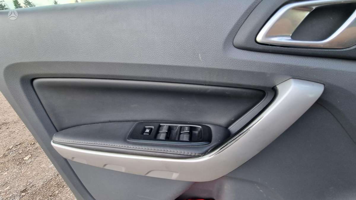 Ford Ranger 2014 — photo 22