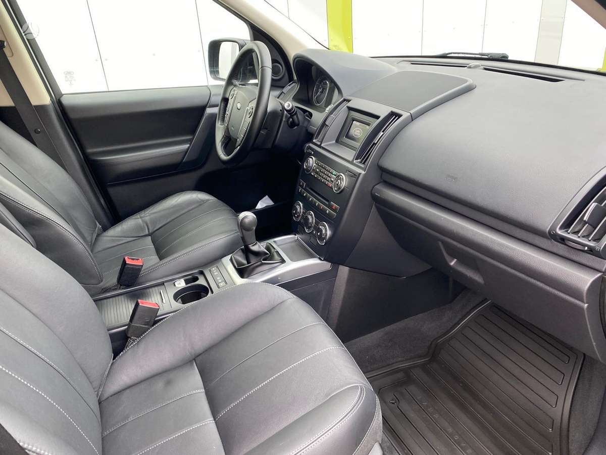 Land Rover 2014 — photo 12
