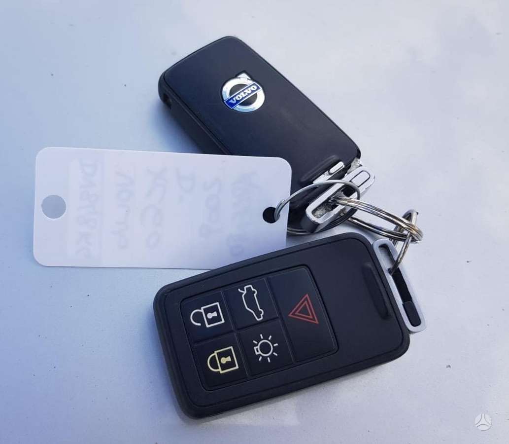 Volvo XC60 2009 — photo 12