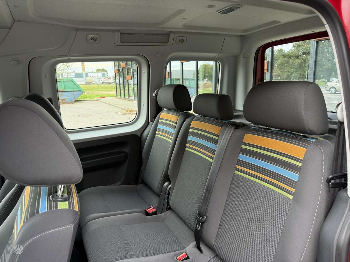 Volkswagen Caddy 2013 — photo 25