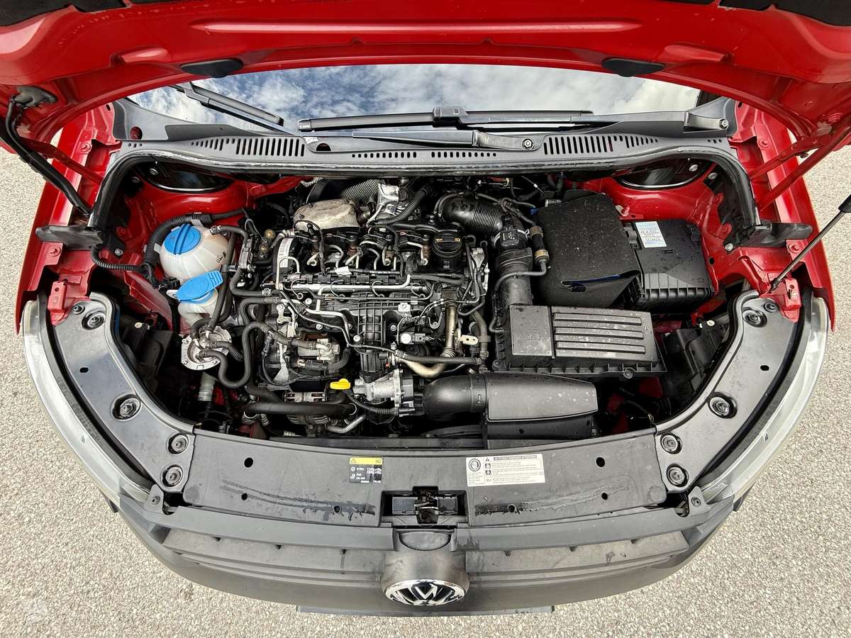 Volkswagen Caddy 2013 — photo 31