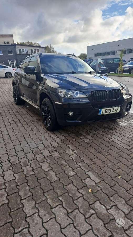 BMW X6 2010 — двигун 2993 cm³, 286 HP (210kW)