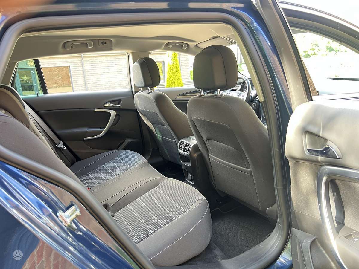 Opel Insignia 2014 — photo 27