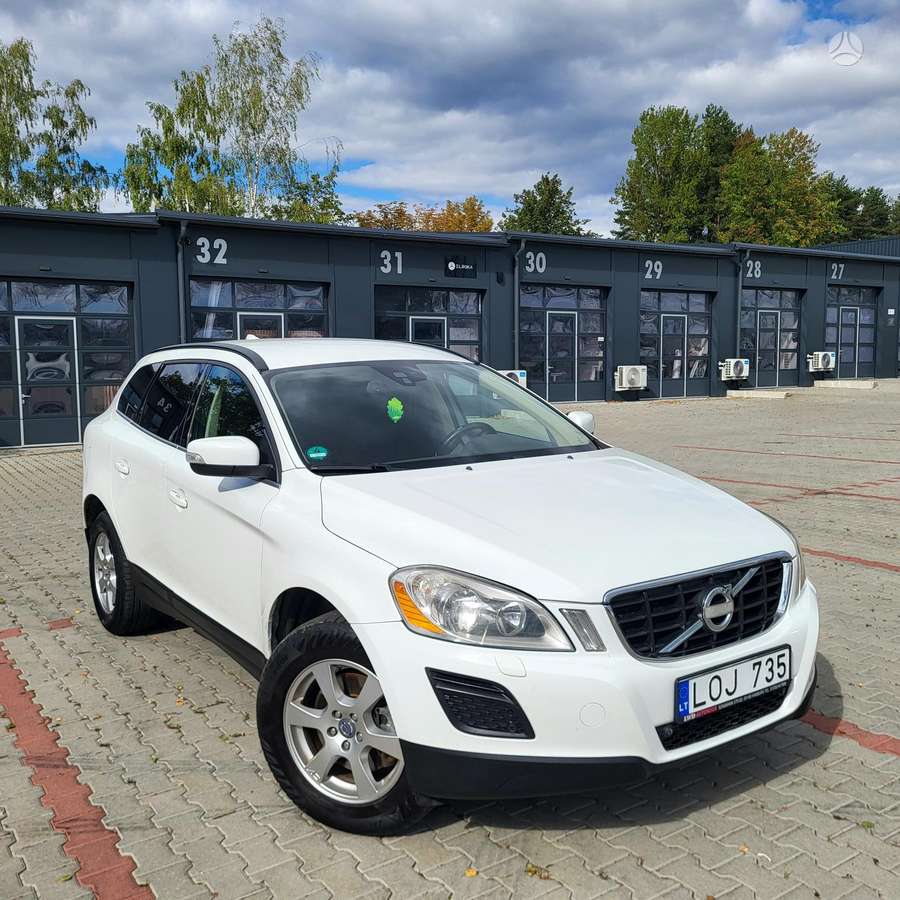 Volvo XC60 2011 — photo 12