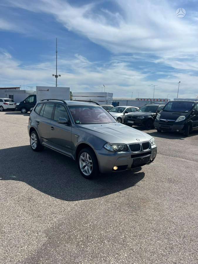 BMW X3 2009 — вигляд ззаду