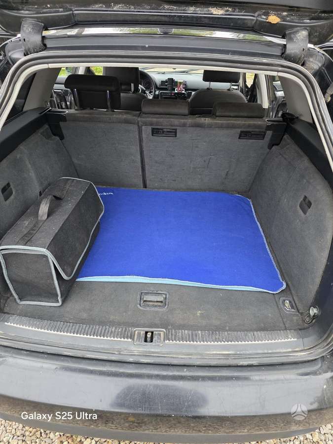 Audi A4 2005 — photo 11
