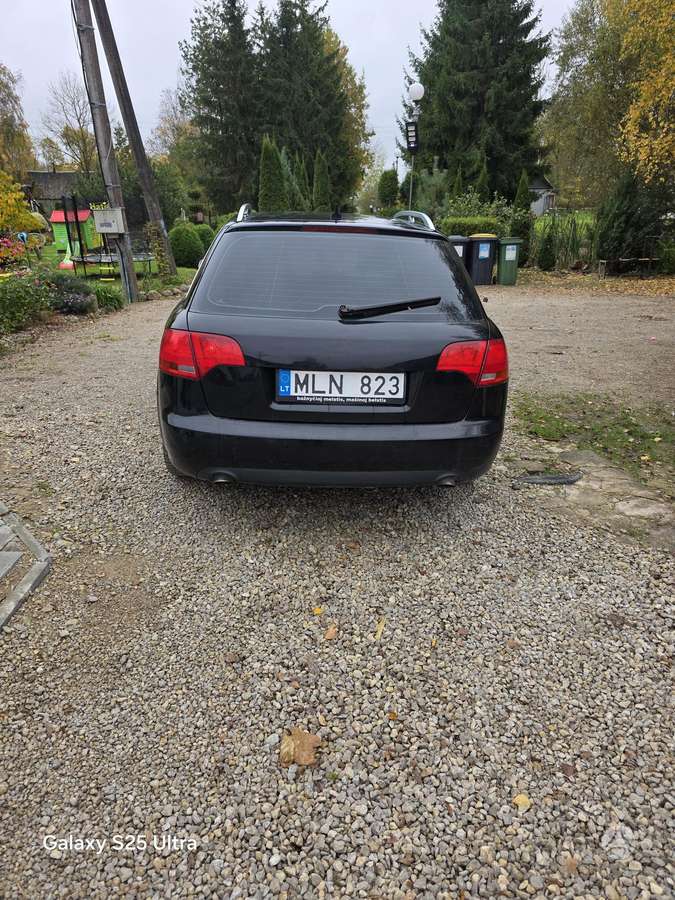 Audi A4 2005 — rear view