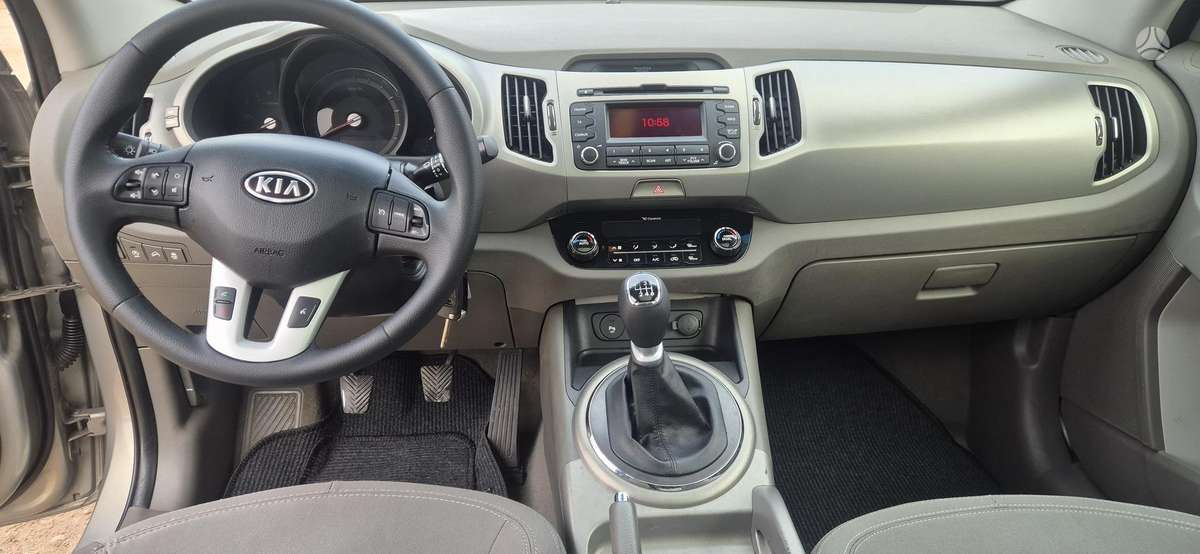 Kia Sportage 2011 — фото 14