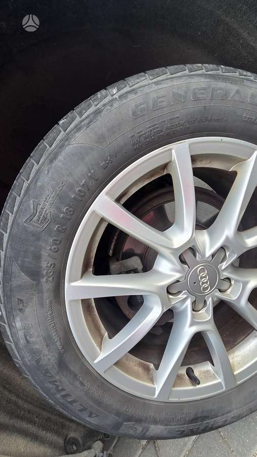 Audi Q5 2011 — photo 10