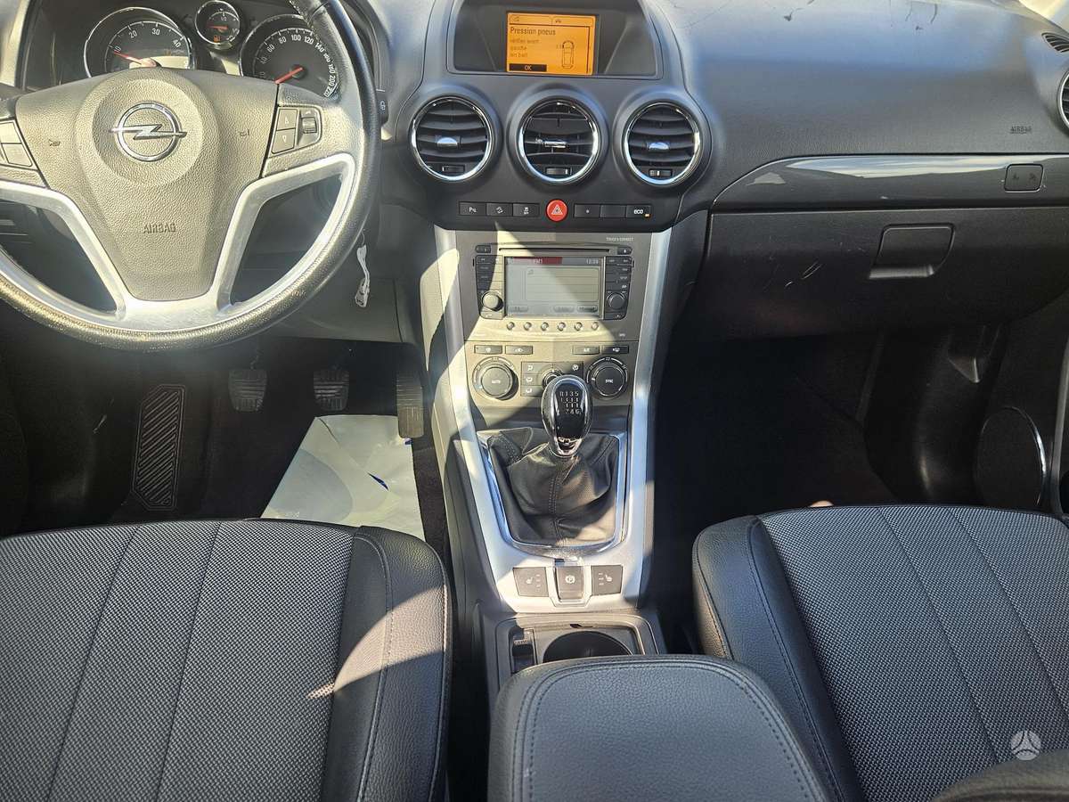 Opel Antara 2015 — фото 10