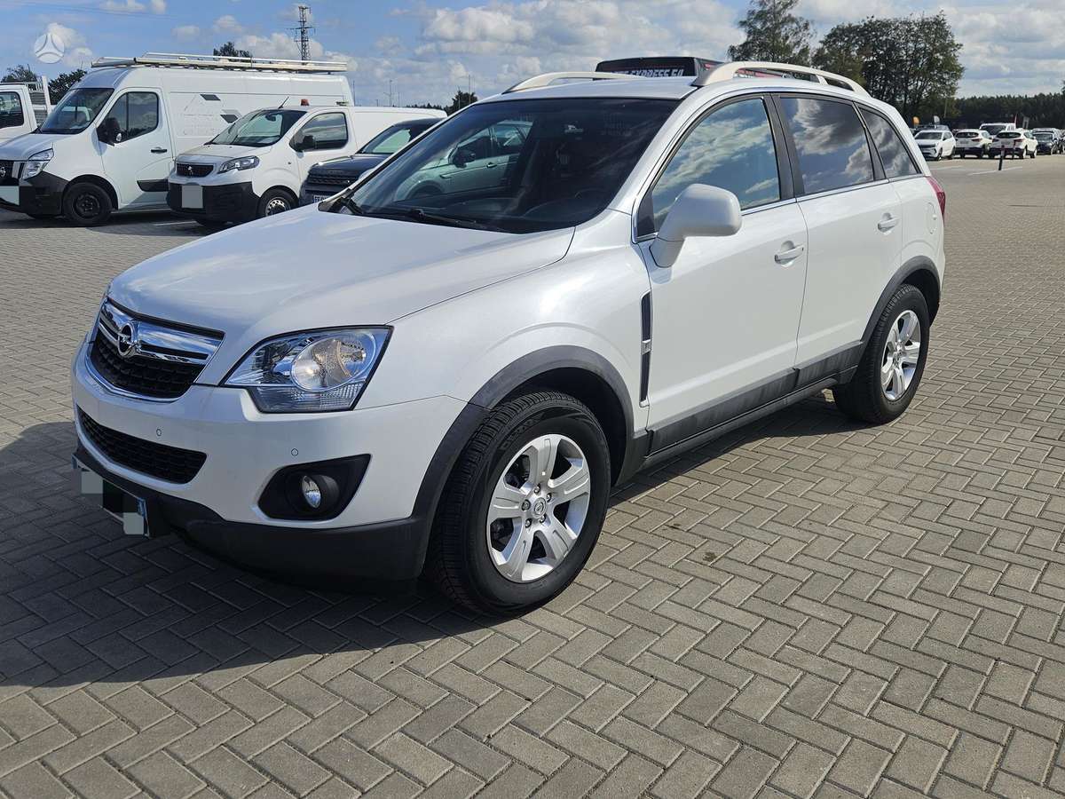 Opel Antara 2015 — вигляд ззаду
