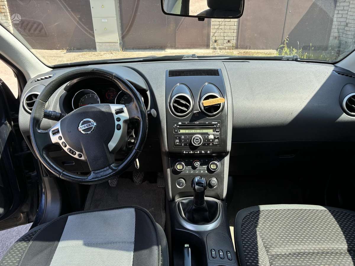 Nissan Qashqai 2010 — photo 12