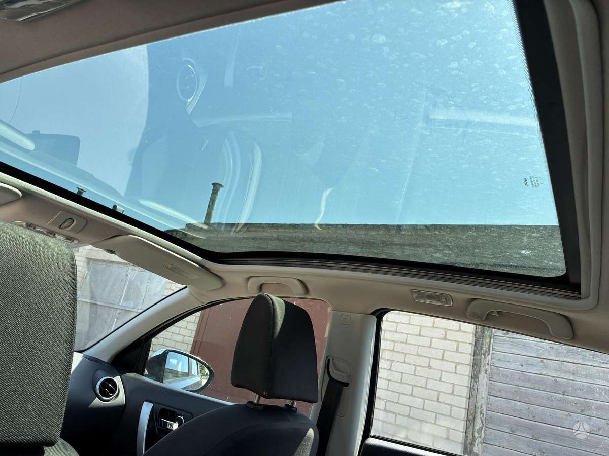 Nissan Qashqai 2010 — photo 14