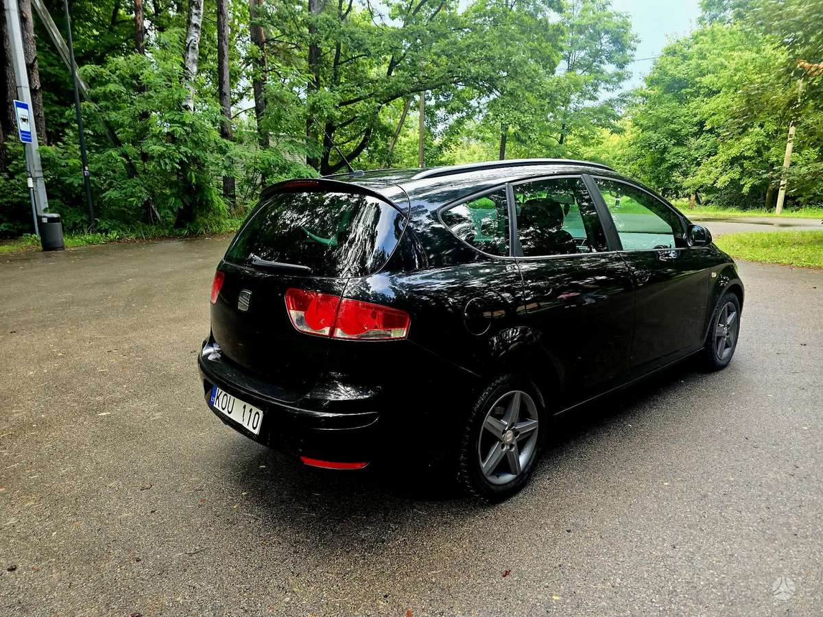 Seat Altea 2014 — двигун 1968 cm³, 140 HP (103kW)