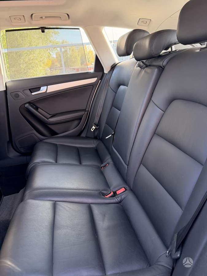 Audi A4 2008 — photo 14