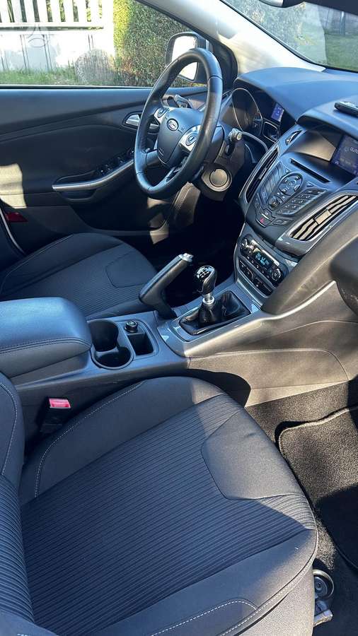 Ford Focus 2013 — фото 24