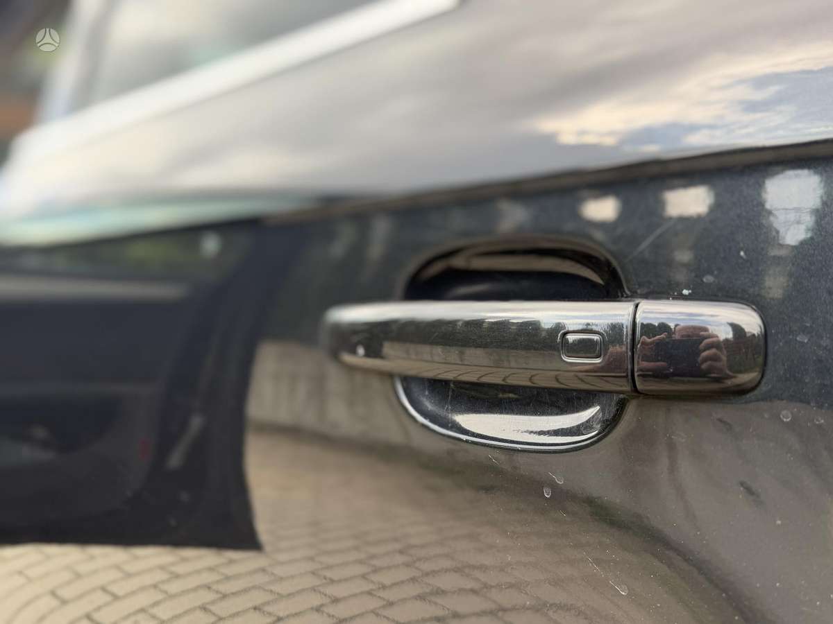 Audi A4 2009 — photo 16