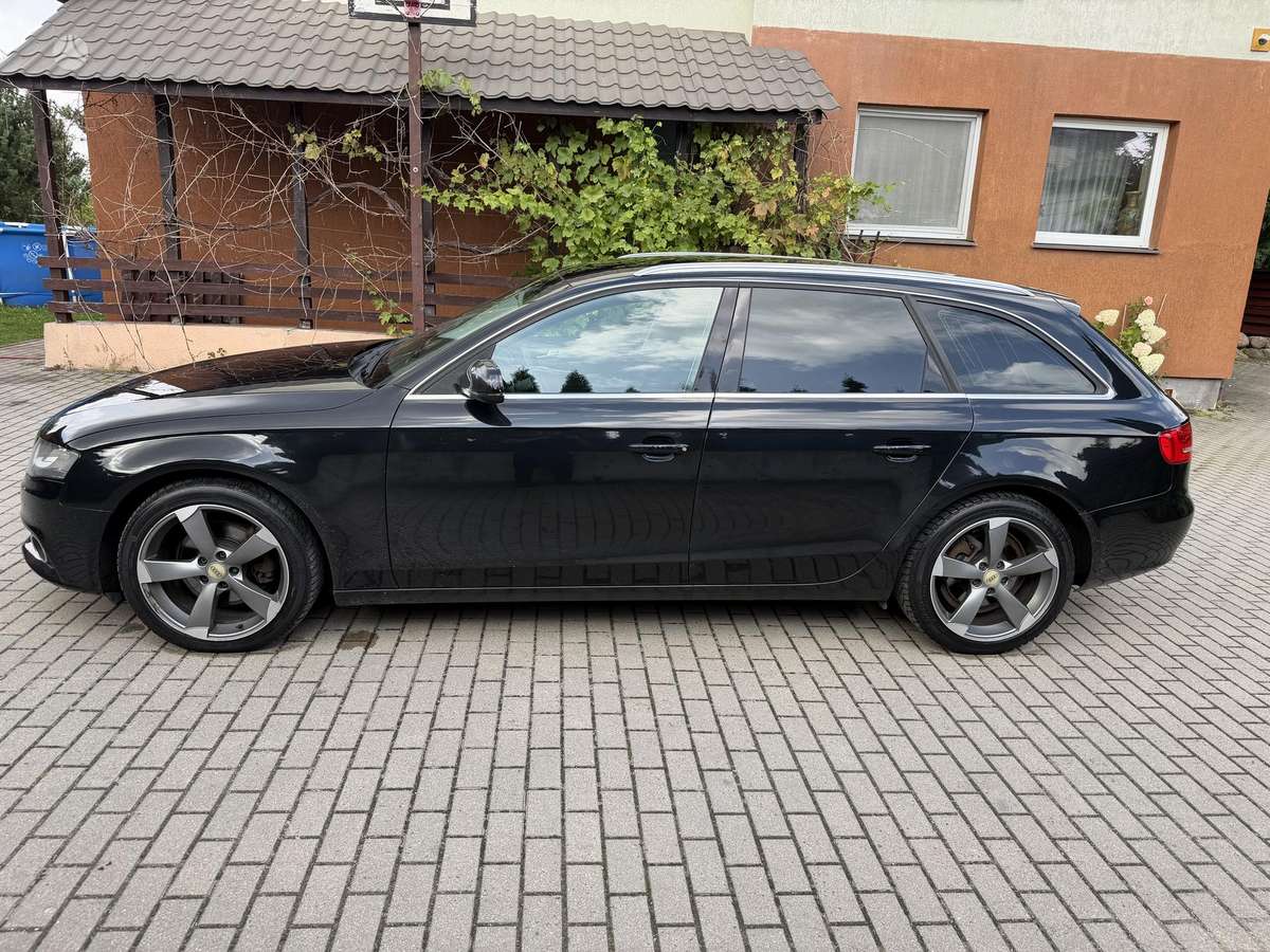 Audi A4 2009 — engine 1968 cm³, 143 HP (105kW)